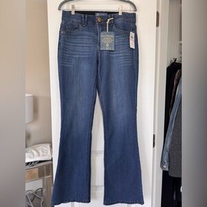 Democracy Women's Itty Bitty Bootcut Jeans Size 10